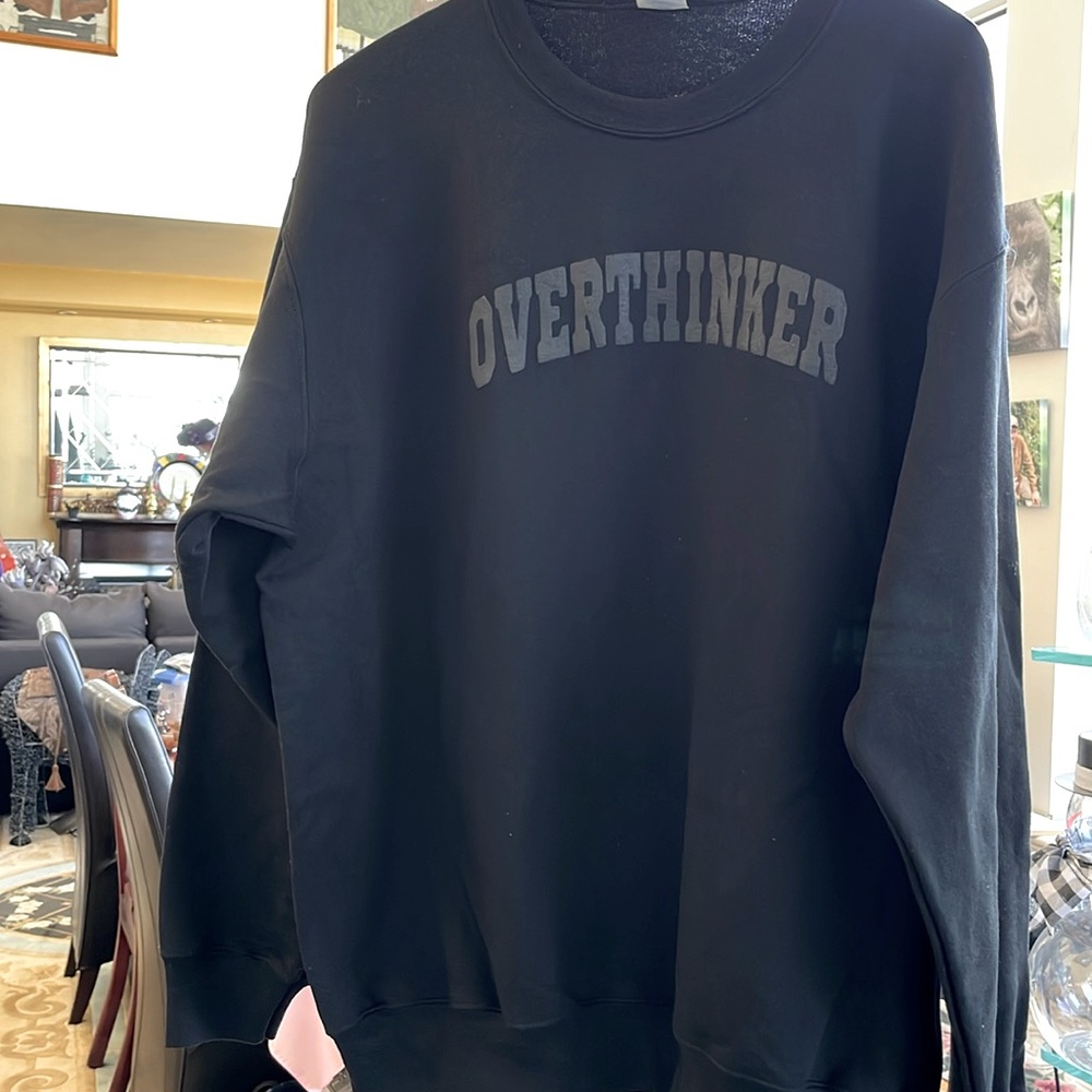 Black sweatshirt